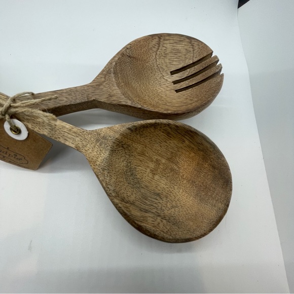 Mudpie bungalow enamel servers - new - Picture 2 of 5